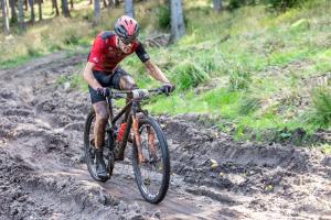 2031 11DSC 2704-Copy